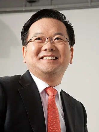 person-kim-bu-gyeom.jpg